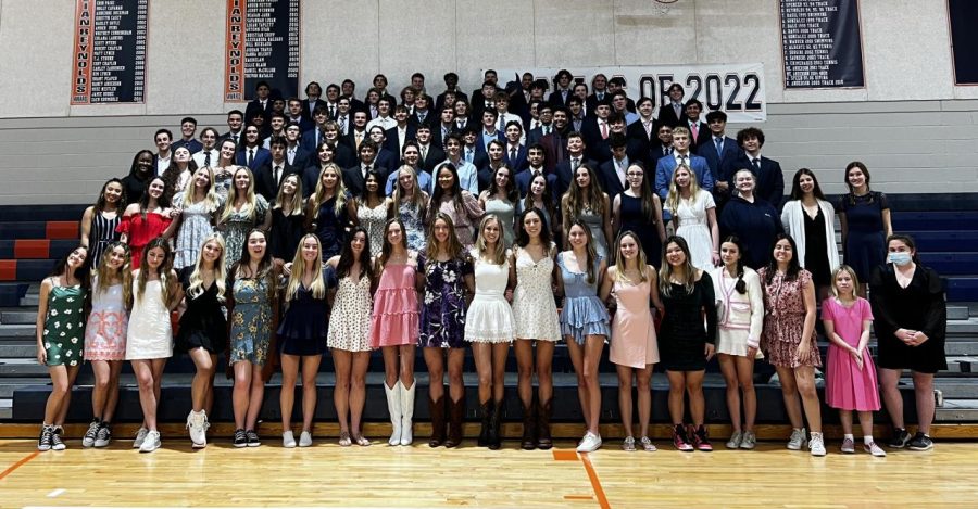 The members of the Class of 2022 gathered for a group picture in the gym this Spring.