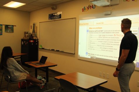 Bienvenidos: Sr. Arias Joins Faculty