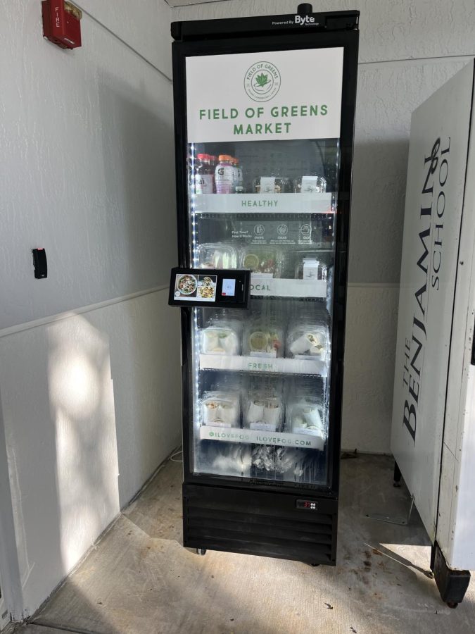 The+new+Field+of+Greens+vending+machine+located+by+the+senior+hallway.+Its+providing+new+nutritious+options.+