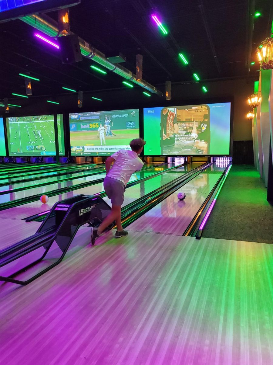 Junior R.J Munder bowls at Fun Depot. 