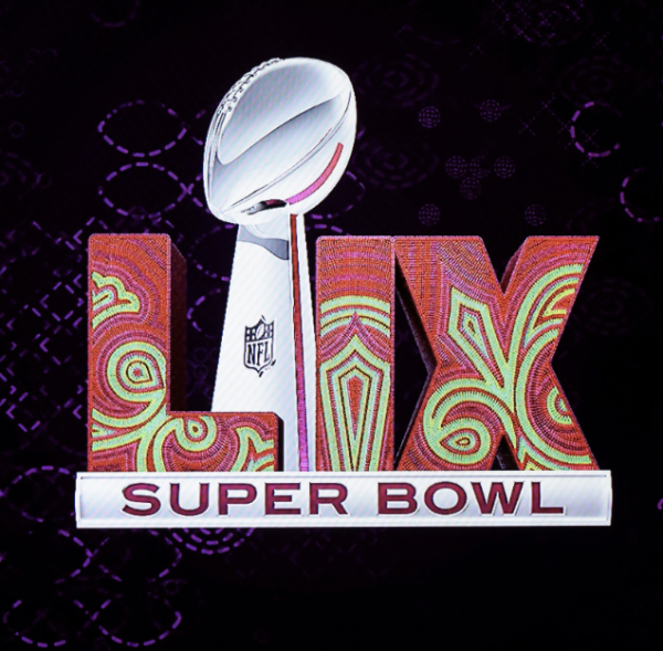 The Super Bowl hti a record amount of average viewers of 127.7 million. (Photo creds from delewareonline.com)