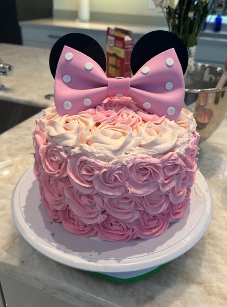 With some practice you too can frost a cake as artfully inspiring as this.